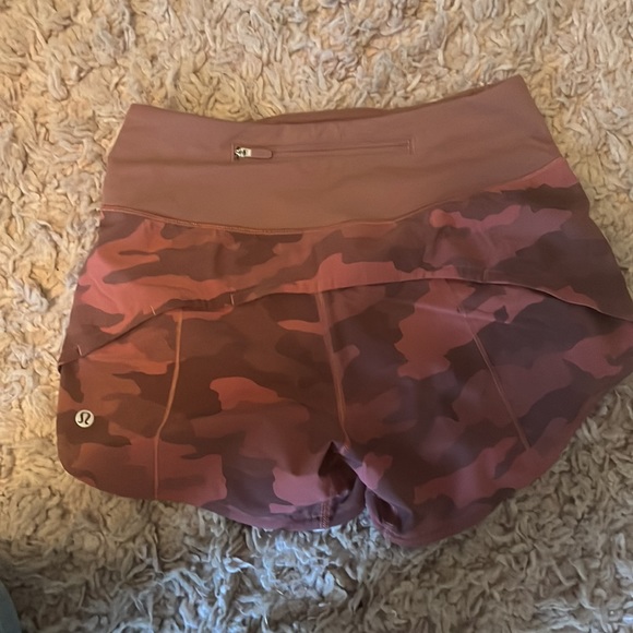 NO LONGER SOLD BRAND NEW Pink Camo Lululemon Speed Ups - Picture 3 of 5